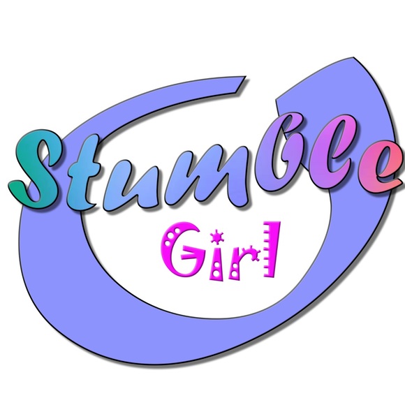 Premade Avatars and Images - 5 Images and a 13” x 19” Print - Picture 2 of 16